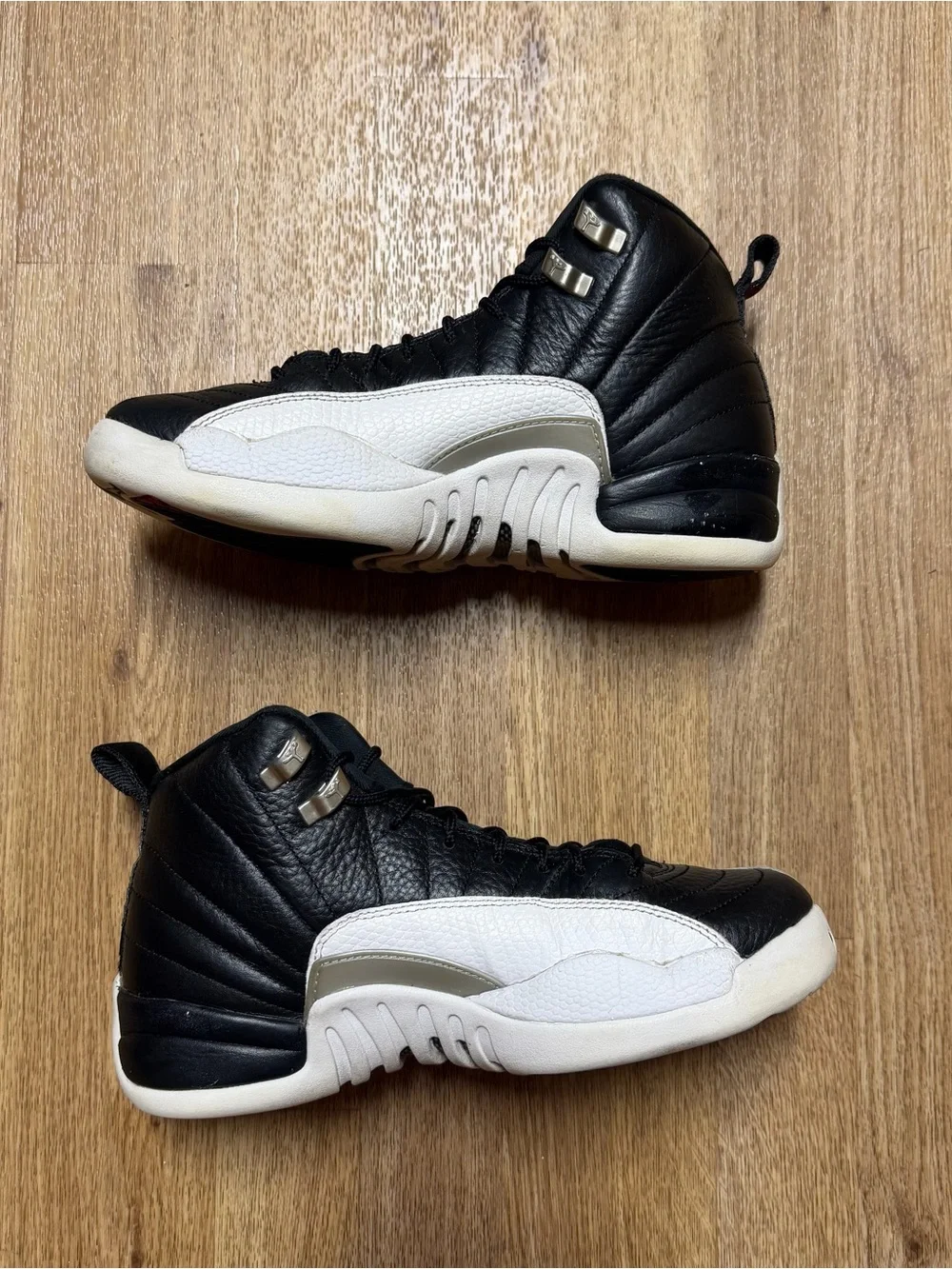 Air Jordan 12 Retro Playoffs 2022 (GS) Gradeschool Kids Shoes Size 6Y 153265-006